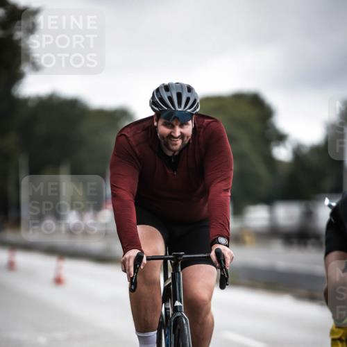 16.08.2026 - KN Förde Triathlon 2026 H.Heesch http://msf.ph/oto/9976043 16.08.2026 11:14:43 Radfahren 328, 350, 370, 400 meine-sportfotos.de
