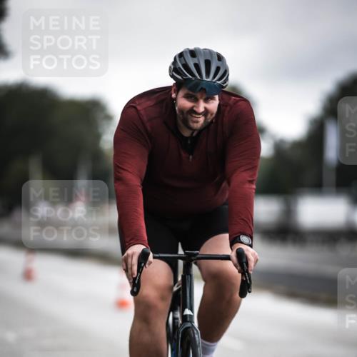 16.08.2026 - KN Förde Triathlon 2026 H.Heesch http://msf.ph/oto/9976047 16.08.2026 11:14:43 Radfahren 328, 350, 370, 400 meine-sportfotos.de