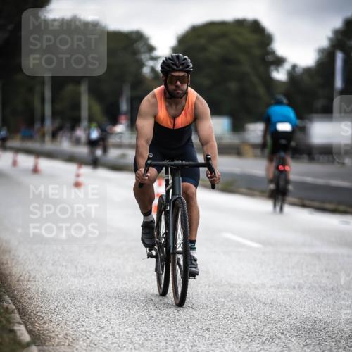 16.08.2026 - KN Förde Triathlon 2026 H.Heesch http://msf.ph/oto/9976074 16.08.2026 11:15:04 Radfahren 322, 334, 345, 358 meine-sportfotos.de