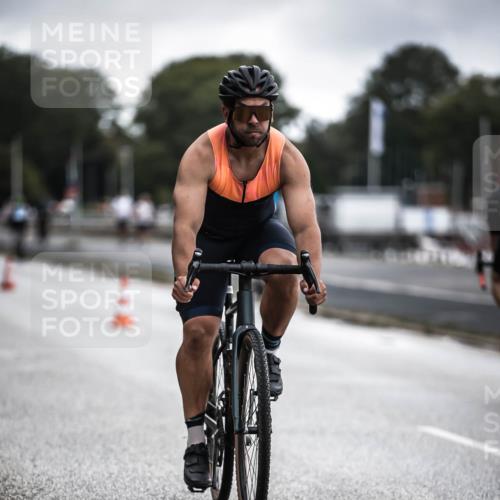 16.08.2026 - KN Förde Triathlon 2026 H.Heesch http://msf.ph/oto/9976083 16.08.2026 11:15:05 Radfahren 322, 334, 358 meine-sportfotos.de