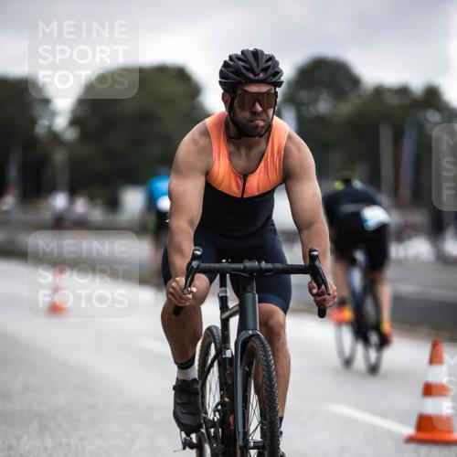 16.08.2026 - KN Förde Triathlon 2026 H.Heesch http://msf.ph/oto/9976088 16.08.2026 11:15:05 Radfahren 322, 334, 358 meine-sportfotos.de