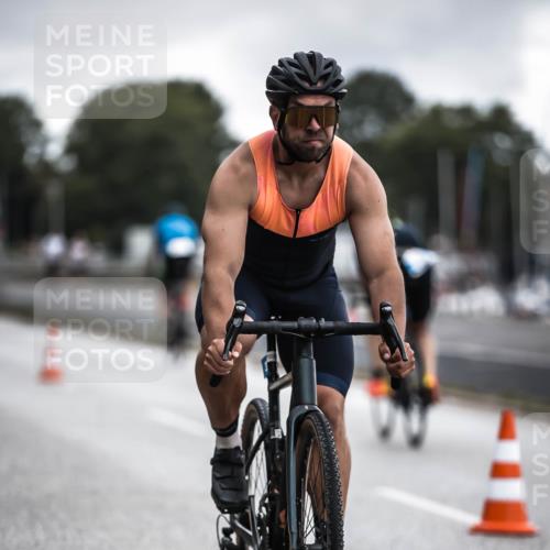 16.08.2026 - KN Förde Triathlon 2026 H.Heesch http://msf.ph/oto/9976089 16.08.2026 11:15:05 Radfahren 322, 334, 358 meine-sportfotos.de