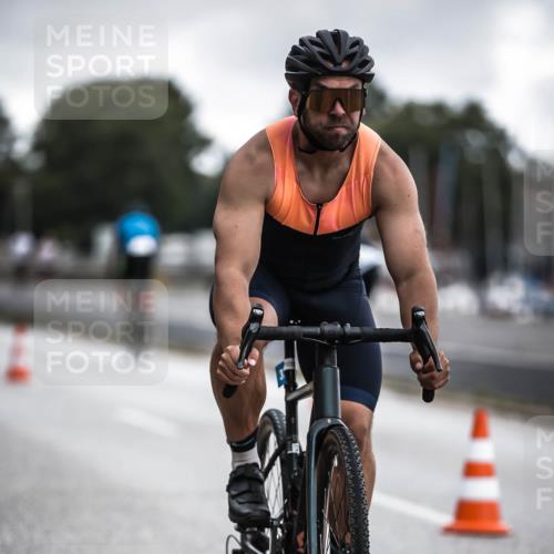 16.08.2026 - KN Förde Triathlon 2026 H.Heesch http://msf.ph/oto/9976091 16.08.2026 11:15:05 Radfahren 322, 334, 358 meine-sportfotos.de