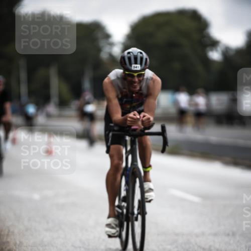 16.08.2026 - KN Förde Triathlon 2026 H.Heesch http://msf.ph/oto/9976111 16.08.2026 11:15:18 Radfahren 341, 355, 359, 367, 374, 378, 407, 804 meine-sportfotos.de