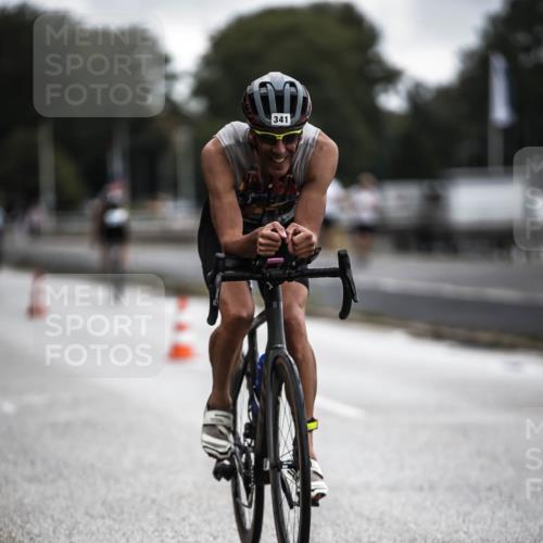 16.08.2026 - KN Förde Triathlon 2026 H.Heesch http://msf.ph/oto/9976114 16.08.2026 11:15:18 Radfahren 341, 355, 359, 367, 374, 378, 407, 804 meine-sportfotos.de