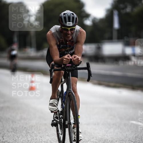 16.08.2026 - KN Förde Triathlon 2026 H.Heesch http://msf.ph/oto/9976116 16.08.2026 11:15:19 Radfahren 341, 355, 359, 367, 374, 378, 407, 804 meine-sportfotos.de