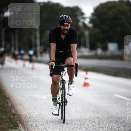 16.08.2026 - KN Förde Triathlon 2026 H.Heesch http://msf.ph/oto/9976122 16.08.2026 11:15:21 Radfahren 341, 355, 359, 367, 374, 378, 407, 802 meine-sportfotos.de