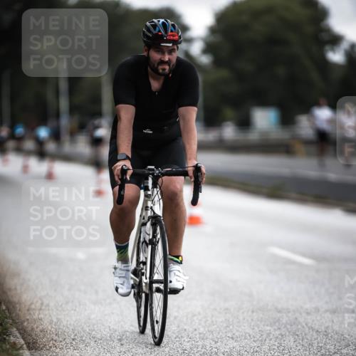 16.08.2026 - KN Förde Triathlon 2026 H.Heesch http://msf.ph/oto/9976126 16.08.2026 11:15:21 Radfahren 341, 355, 359, 367, 374, 378, 407, 802 meine-sportfotos.de