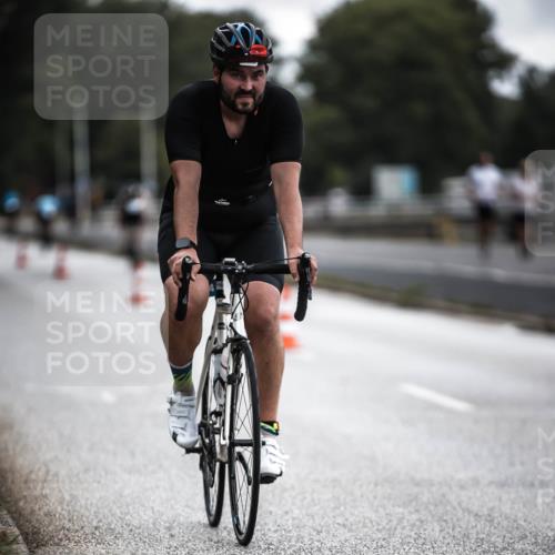 16.08.2026 - KN Förde Triathlon 2026 H.Heesch http://msf.ph/oto/9976127 16.08.2026 11:15:21 Radfahren 341, 355, 359, 367, 374, 378, 407, 802 meine-sportfotos.de