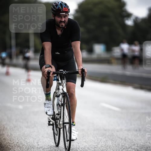 16.08.2026 - KN Förde Triathlon 2026 H.Heesch http://msf.ph/oto/9976129 16.08.2026 11:15:21 Radfahren 341, 355, 359, 367, 374, 378, 407, 802 meine-sportfotos.de