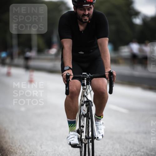 16.08.2026 - KN Förde Triathlon 2026 H.Heesch http://msf.ph/oto/9976134 16.08.2026 11:15:21 Radfahren 341, 355, 359, 367, 374, 378, 407, 802 meine-sportfotos.de