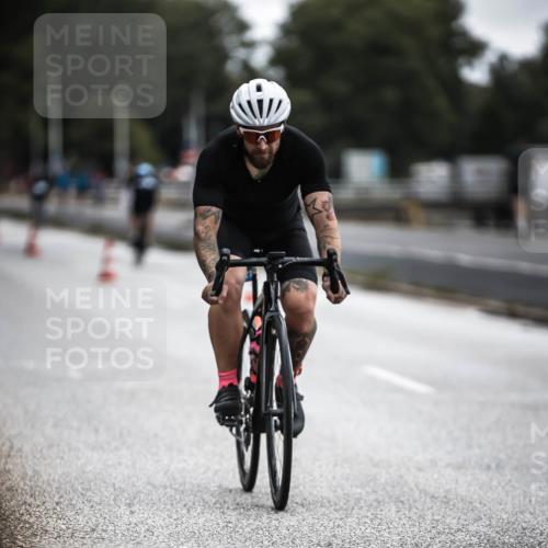16.08.2026 - KN Förde Triathlon 2026 H.Heesch http://msf.ph/oto/9976180 16.08.2026 11:16:00 Radfahren 421 meine-sportfotos.de