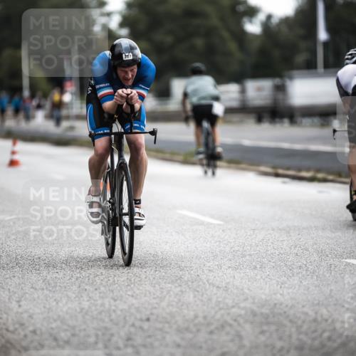 16.08.2026 - KN Förde Triathlon 2026 H.Heesch http://msf.ph/oto/9976191 16.08.2026 11:16:17 Radfahren 307, 339, 384 meine-sportfotos.de