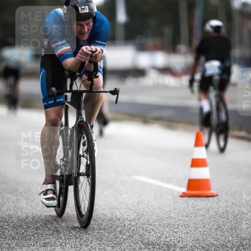 16.08.2026 - KN Förde Triathlon 2026 H.Heesch http://msf.ph/oto/9976201 16.08.2026 11:16:17 Radfahren 307, 339, 384 meine-sportfotos.de