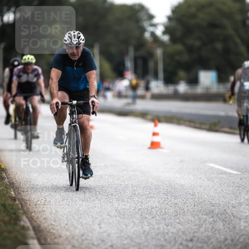 16.08.2026 - KN Förde Triathlon 2026 H.Heesch http://msf.ph/oto/9976204 16.08.2026 11:16:25 Radfahren 351, 360, 406, 413, 428, 801 meine-sportfotos.de