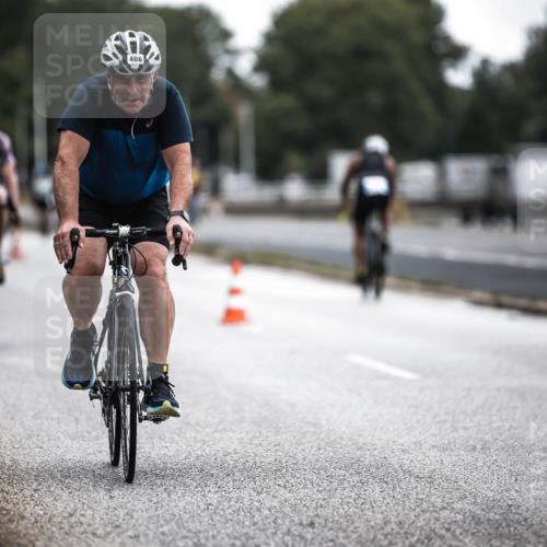 16.08.2026 - KN Förde Triathlon 2026 H.Heesch http://msf.ph/oto/9976215 16.08.2026 11:16:25 Radfahren 351, 360, 406, 413, 428, 801 meine-sportfotos.de