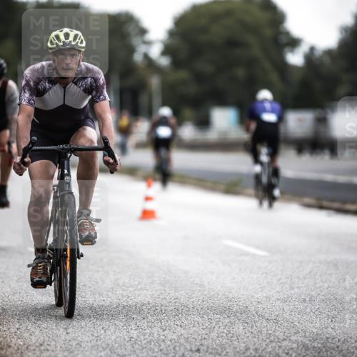 16.08.2026 - KN Förde Triathlon 2026 H.Heesch http://msf.ph/oto/9976224 16.08.2026 11:16:27 Radfahren 360, 406, 413, 801 meine-sportfotos.de