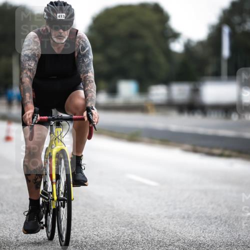 16.08.2026 - KN Förde Triathlon 2026 H.Heesch http://msf.ph/oto/9976236 16.08.2026 11:16:28 Radfahren 354, 360, 406, 413, 801 meine-sportfotos.de