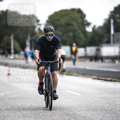 16.08.2026 - KN Förde Triathlon 2026 H.Heesch http://msf.ph/oto/9976273 16.08.2026 11:16:55 Radfahren 346, 350, 402, 437 meine-sportfotos.de