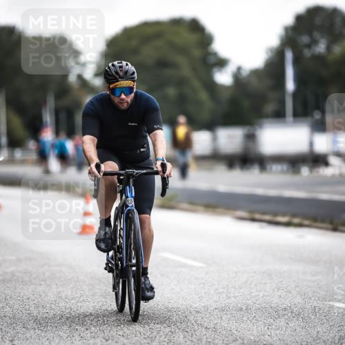 16.08.2026 - KN Förde Triathlon 2026 H.Heesch http://msf.ph/oto/9976276 16.08.2026 11:16:55 Radfahren 346, 350, 402, 437 meine-sportfotos.de