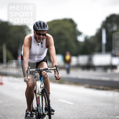 16.08.2026 - KN Förde Triathlon 2026 H.Heesch http://msf.ph/oto/9976284 16.08.2026 11:16:56 Radfahren 328, 346, 350, 402, 437 meine-sportfotos.de