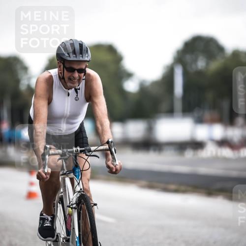 16.08.2026 - KN Förde Triathlon 2026 H.Heesch http://msf.ph/oto/9976287 16.08.2026 11:16:56 Radfahren 328, 346, 350, 402, 437 meine-sportfotos.de