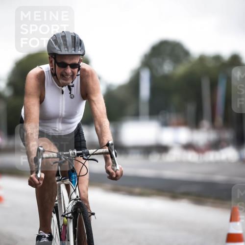 16.08.2026 - KN Förde Triathlon 2026 H.Heesch http://msf.ph/oto/9976290 16.08.2026 11:16:56 Radfahren 328, 346, 350, 402, 437 meine-sportfotos.de