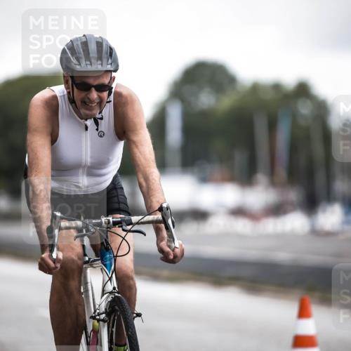 16.08.2026 - KN Förde Triathlon 2026 H.Heesch http://msf.ph/oto/9976292 16.08.2026 11:16:56 Radfahren 328, 346, 350, 402, 437 meine-sportfotos.de