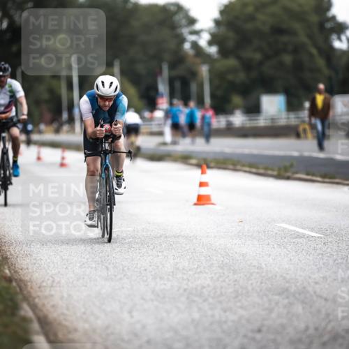 16.08.2026 - KN Förde Triathlon 2026 H.Heesch http://msf.ph/oto/9976299 16.08.2026 11:16:58 Radfahren 328, 346, 350, 381, 402, 437 meine-sportfotos.de