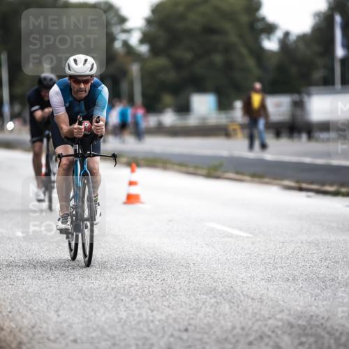 16.08.2026 - KN Förde Triathlon 2026 H.Heesch http://msf.ph/oto/9976308 16.08.2026 11:16:59 Radfahren 319, 328, 346, 350, 381, 402, 437 meine-sportfotos.de