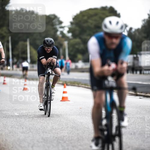 16.08.2026 - KN Förde Triathlon 2026 H.Heesch http://msf.ph/oto/9976316 16.08.2026 11:16:59 Radfahren 319, 328, 346, 350, 381, 402, 437 meine-sportfotos.de