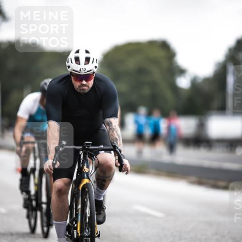 16.08.2026 - KN Förde Triathlon 2026 H.Heesch http://msf.ph/oto/9976368 16.08.2026 11:17:29 Radfahren 322, 345, 349, 358, 371, 382, 432, 435, 804 meine-sportfotos.de