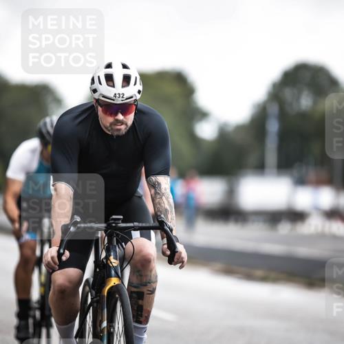 16.08.2026 - KN Förde Triathlon 2026 H.Heesch http://msf.ph/oto/9976373 16.08.2026 11:17:30 Radfahren 322, 349, 358, 382, 432, 435, 804 meine-sportfotos.de