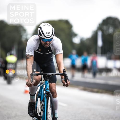 16.08.2026 - KN Förde Triathlon 2026 H.Heesch http://msf.ph/oto/9976402 16.08.2026 11:17:37 Radfahren 304, 308, 355, 359, 383, 390, 417 meine-sportfotos.de