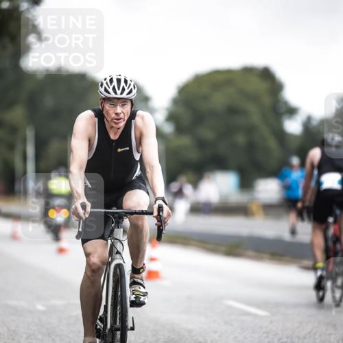 16.08.2026 - KN Förde Triathlon 2026 H.Heesch http://msf.ph/oto/9976405 16.08.2026 11:17:39 Radfahren 304, 308, 355, 359, 383, 390, 417 meine-sportfotos.de