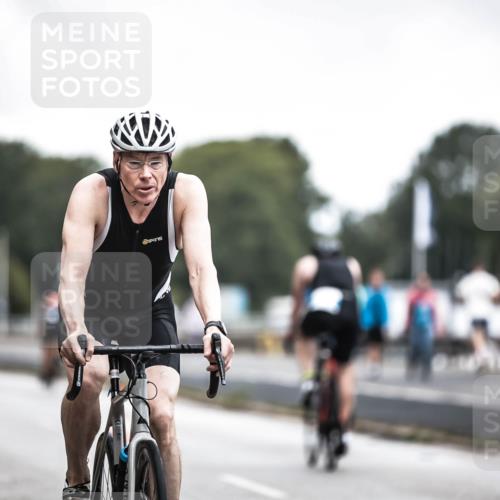 16.08.2026 - KN Förde Triathlon 2026 H.Heesch http://msf.ph/oto/9976410 16.08.2026 11:17:39 Radfahren 304, 308, 355, 359, 383, 390, 417 meine-sportfotos.de