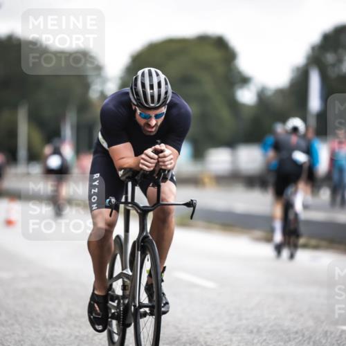 16.08.2026 - KN Förde Triathlon 2026 H.Heesch http://msf.ph/oto/9976434 16.08.2026 11:17:42 Radfahren 304, 308, 318, 355, 383, 390 meine-sportfotos.de