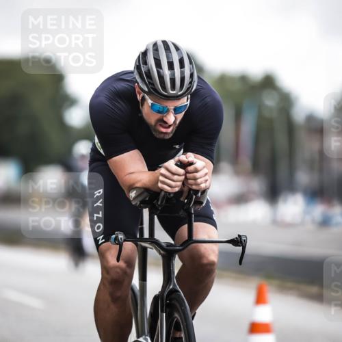 16.08.2026 - KN Förde Triathlon 2026 H.Heesch http://msf.ph/oto/9976442 16.08.2026 11:17:43 Radfahren 304, 308, 317, 318, 383, 390 meine-sportfotos.de