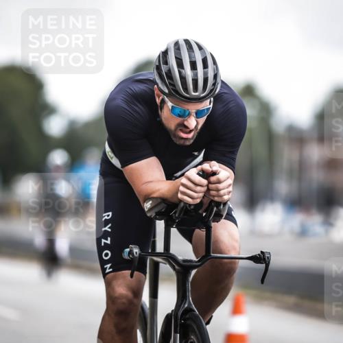 16.08.2026 - KN Förde Triathlon 2026 H.Heesch http://msf.ph/oto/9976443 16.08.2026 11:17:43 Radfahren 304, 308, 317, 318, 383, 390 meine-sportfotos.de