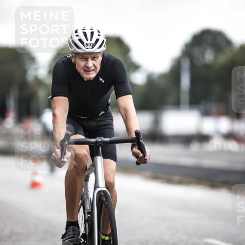 16.08.2026 - KN Förde Triathlon 2026 H.Heesch http://msf.ph/oto/9976493 16.08.2026 11:17:55 Radfahren 301, 311, 314, 330, 367, 378, 396, 802 meine-sportfotos.de