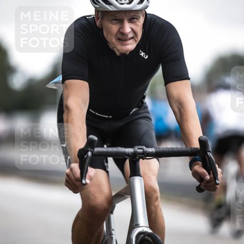 16.08.2026 - KN Förde Triathlon 2026 H.Heesch http://msf.ph/oto/9976502 16.08.2026 11:17:56 Radfahren 301, 311, 314, 330, 378, 802 meine-sportfotos.de