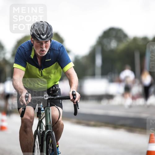 16.08.2026 - KN Förde Triathlon 2026 H.Heesch http://msf.ph/oto/9976503 16.08.2026 11:18:00 Radfahren 301, 311, 378 meine-sportfotos.de