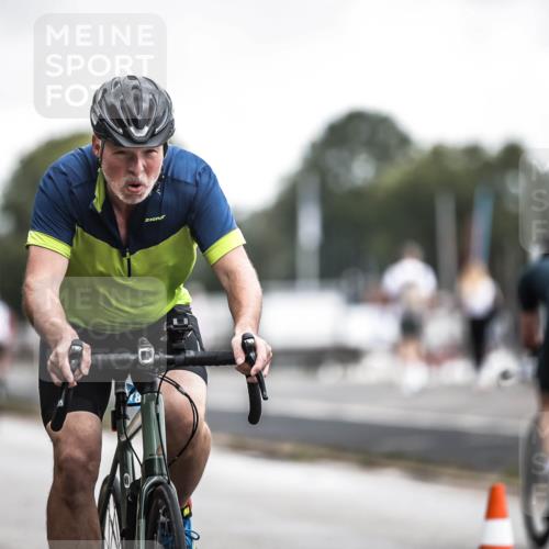 16.08.2026 - KN Förde Triathlon 2026 H.Heesch http://msf.ph/oto/9976504 16.08.2026 11:18:00 Radfahren 301, 311, 378 meine-sportfotos.de