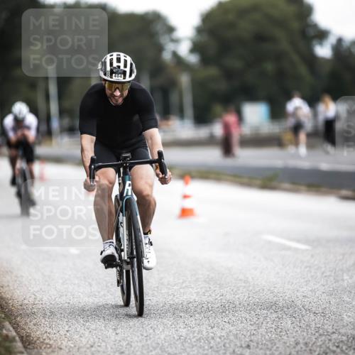 16.08.2026 - KN Förde Triathlon 2026 H.Heesch http://msf.ph/oto/9976511 16.08.2026 11:18:20 Radfahren 302, 404 meine-sportfotos.de