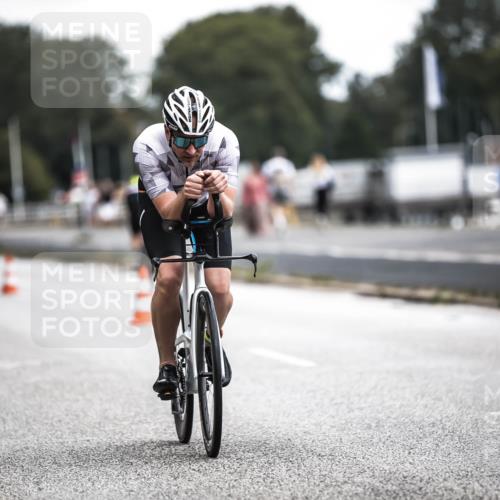 16.08.2026 - KN Förde Triathlon 2026 H.Heesch http://msf.ph/oto/9976530 16.08.2026 11:18:22 Radfahren 302, 404 meine-sportfotos.de
