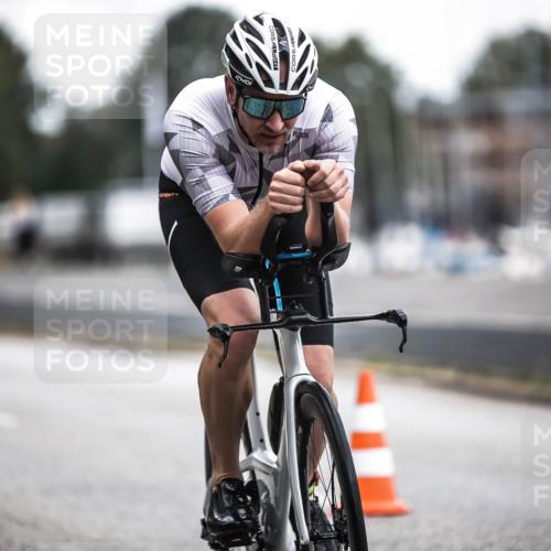 16.08.2026 - KN Förde Triathlon 2026 H.Heesch http://msf.ph/oto/9976543 16.08.2026 11:18:23 Radfahren 302, 404 meine-sportfotos.de