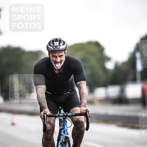 16.08.2026 - KN Förde Triathlon 2026 H.Heesch http://msf.ph/oto/9976552 16.08.2026 11:18:34 Radfahren 348, 414, 441 meine-sportfotos.de