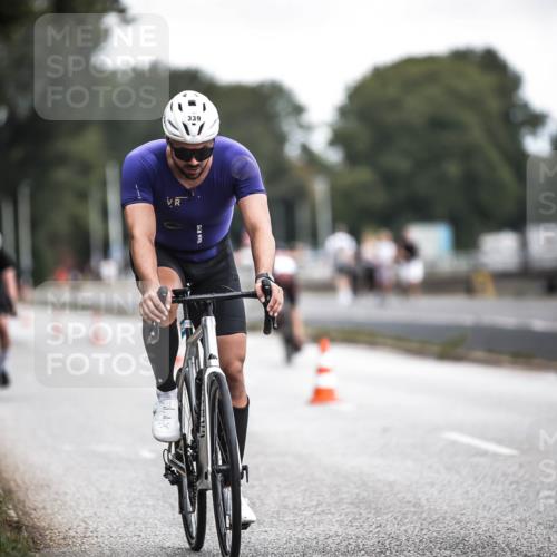 16.08.2026 - KN Förde Triathlon 2026 H.Heesch http://msf.ph/oto/9976570 16.08.2026 11:18:41 Radfahren 338, 339, 348, 353, 429 meine-sportfotos.de