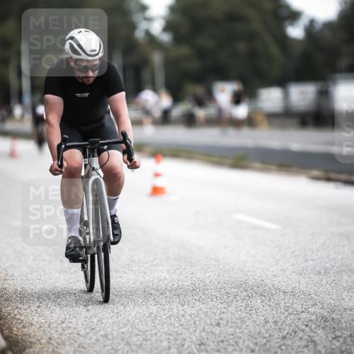 16.08.2026 - KN Förde Triathlon 2026 H.Heesch http://msf.ph/oto/9976578 16.08.2026 11:18:44 Radfahren 338, 339, 354, 429 meine-sportfotos.de