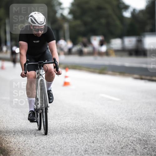 16.08.2026 - KN Förde Triathlon 2026 H.Heesch http://msf.ph/oto/9976579 16.08.2026 11:18:44 Radfahren 338, 339, 354, 429 meine-sportfotos.de